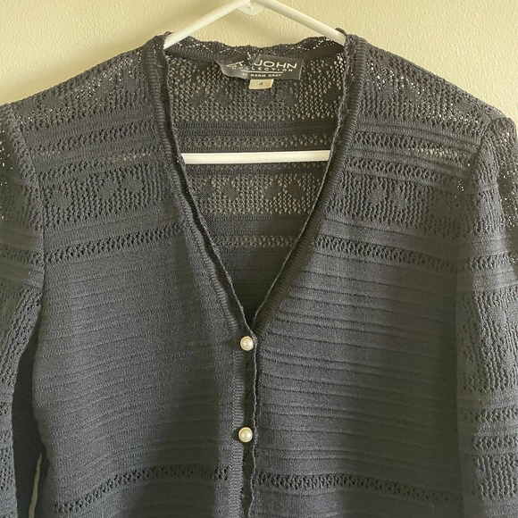 St. John Marie Gray Black Cardigan Sweater Size 4 V Neck Pearl Button Front - Picture 2 of 9